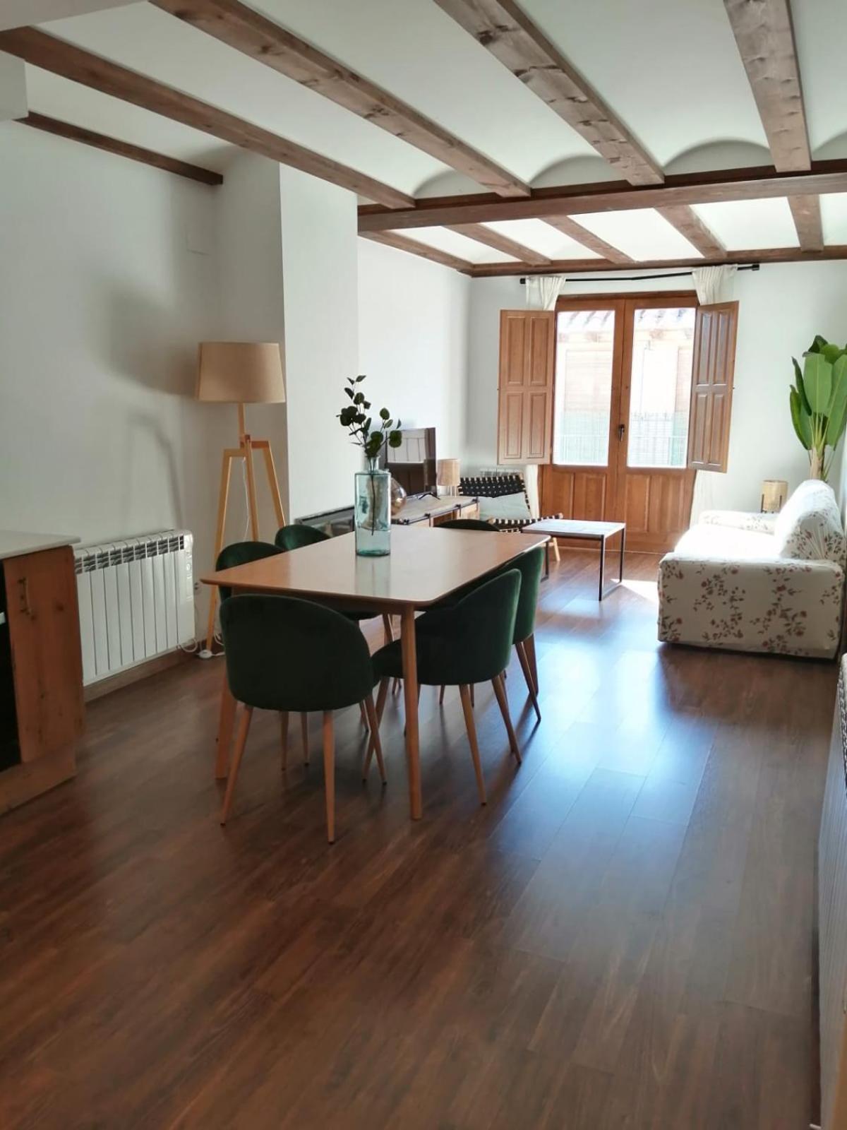 Apartamentos Casa Meme Мора-де-Руб'єлос Екстер'єр фото