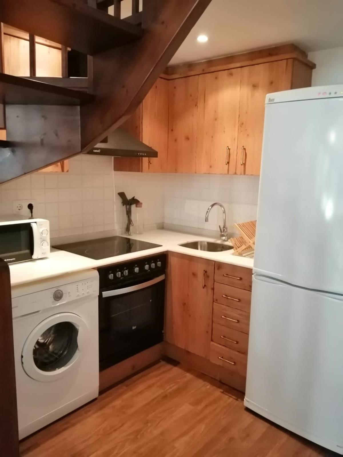 Apartamentos Casa Meme Мора-де-Руб'єлос Екстер'єр фото