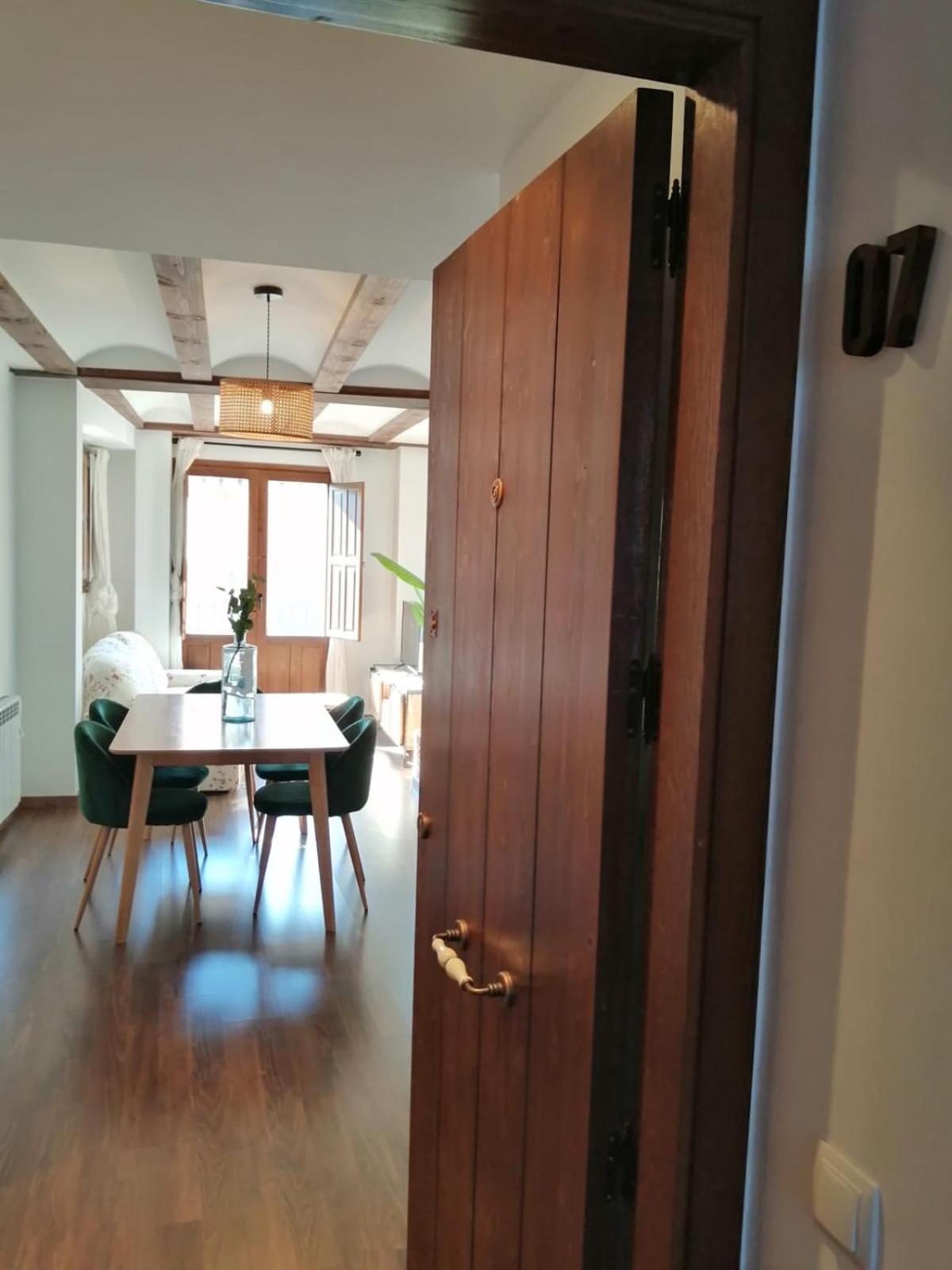 Apartamentos Casa Meme Мора-де-Руб'єлос Екстер'єр фото